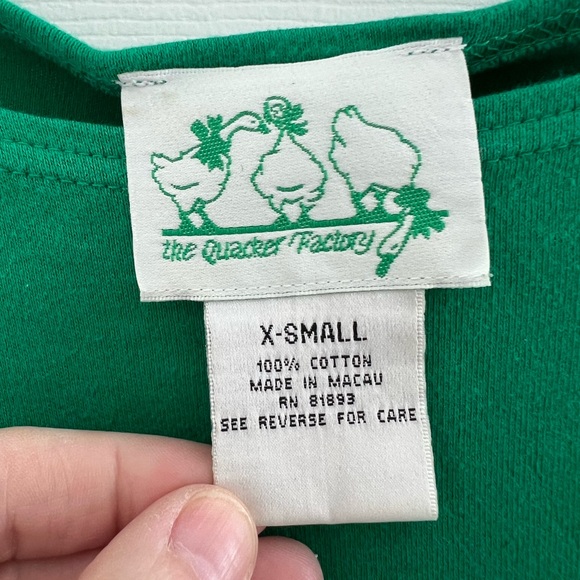 Vintage size medium Kelly Green quacker factory short sleeve shirt w rhinestones - Picture 2 of 4